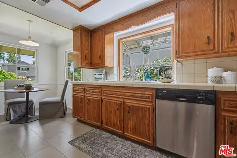 Kitchen - 13155 Margate St, Sherman Oaks, CA 91401 photo 2 of 2