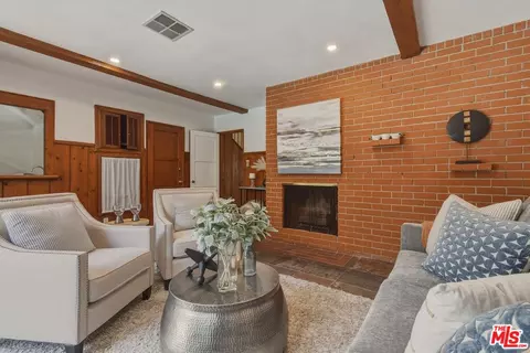 Living - 13155 Margate St, Sherman Oaks, CA 91401 photo 8 of 10