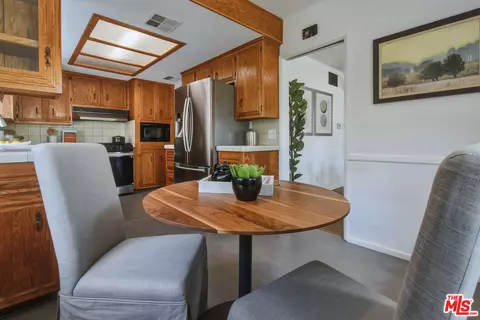 Other - 13155 Margate St, Sherman Oaks, CA 91401 photo 4 of 9
