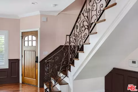 Entry Way - 6522 Walker Ave #7, Bell, CA 90201 photo 1 of 1