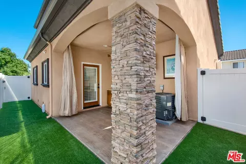 Exterior - 6522 Walker Ave #7, Bell, CA 90201 photo 3 of 5