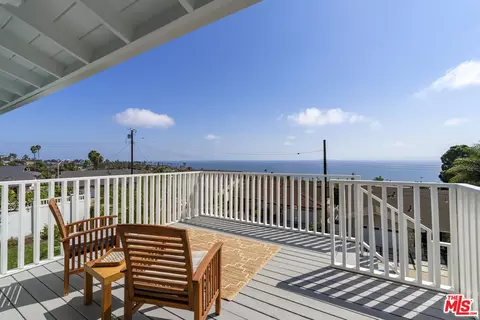 2227 Baleria Dr, San Pedro, CA 90732