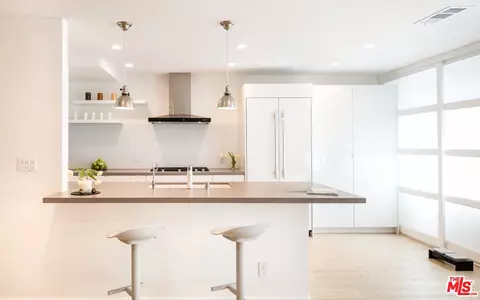 13050 Mindanao Way #6, Marina Del Rey, CA 90292