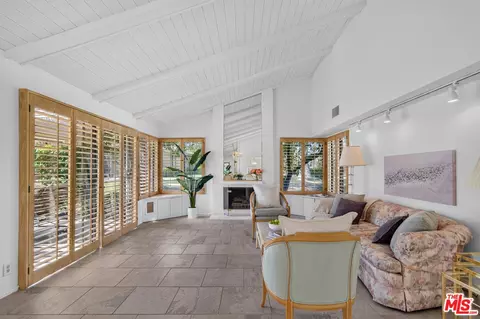 91 Tennis Club Dr, Rancho Mirage, CA 92270