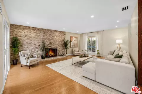 9721 Nevada Ave, Chatsworth, CA 91311