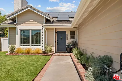 22537 Cardiff Dr, Santa Clarita, CA 91350