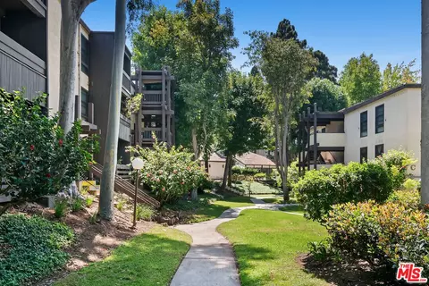 7742 Redlands St #D1046, Playa Del Rey, CA 90293