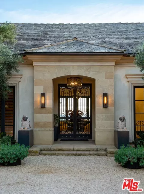 Exterior - 1140 E Mountain Dr, Montecito, CA 93108 photo 3 of 16
