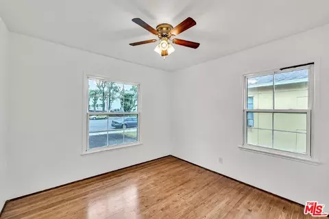 Bedroom - 6531 Hayvenhurst Ave, Van Nuys, CA 91406 photo 5 of 7