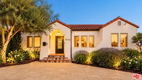 1940 N Western Ave, Los Angeles, CA 90027