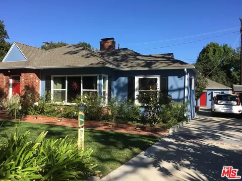 16425 Otsego St, Encino, CA 91436