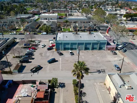 246 W 6th St, Oxnard, CA 93030 photo 3