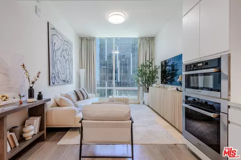 877 Francisco St #1903, Los Angeles, CA 90017