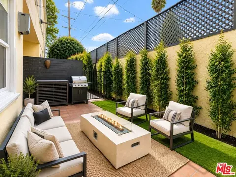 1050 N Edinburgh Ave #103, West Hollywood, CA 90046