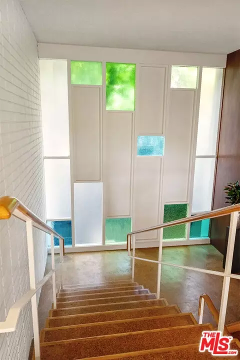 Entry Way - 1024 Armada Dr, Pasadena, CA 91103 photo 8 of 8