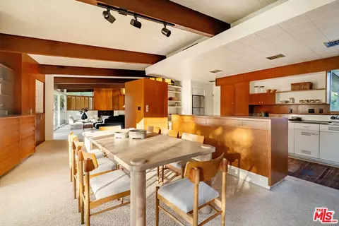 Dining - 1024 Armada Dr, Pasadena, CA 91103 photo 3 of 5