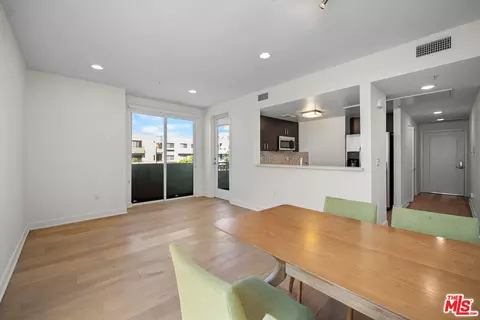 436 S Virgil Ave #312, Los Angeles, CA 90020