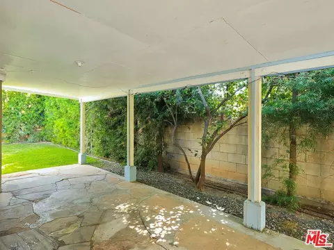 Exterior - 526 N Emerald Dr, Orange, CA 92868 photo 4 of 7
