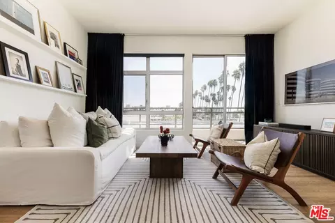 6001 Carlton Way #PH410, Los Angeles, CA 90028