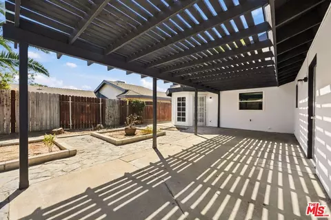 Exterior - 6304 Castleton St, Bakersfield, CA 93313 photo 3 of 10