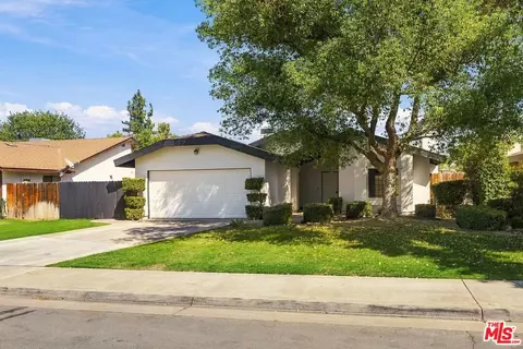 Other - 6304 Castleton St, Bakersfield, CA 93313 photo 2 of 9