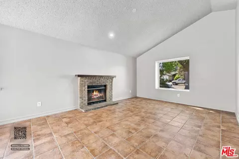Living - 6304 Castleton St, Bakersfield, CA 93313 photo 3 of 6