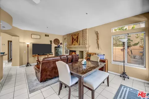 Other - 6941 E Pinnacle Pointe, Orange, CA 92869 photo 2 of 2