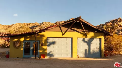 Exterior - 59489 Onaga Trl, Joshua Tree, CA 92252 photo 9 of 10