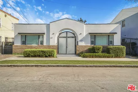711 E 6th St, Long Beach, CA 90802