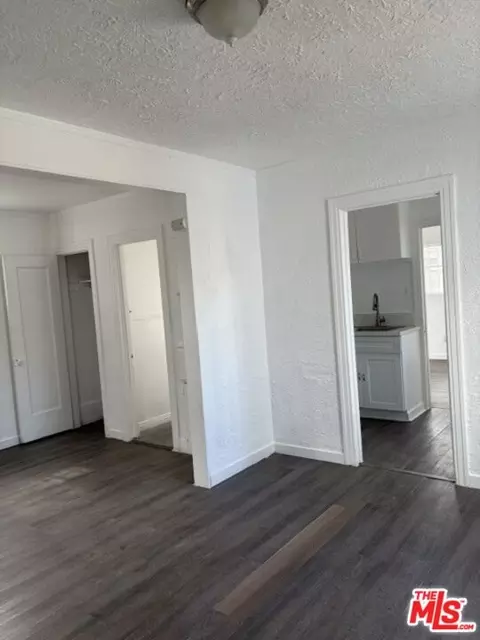 629 E 77th St, Los Angeles, CA 90001