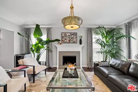 8951 Olin St, Los Angeles, CA 90034