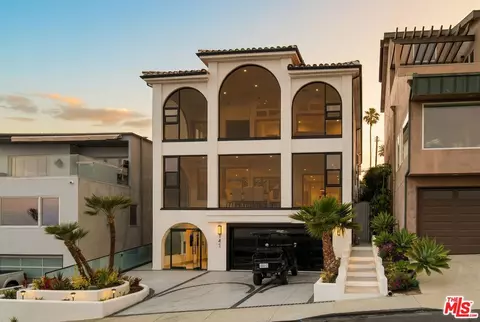 147 Napoleon St, Playa Del Rey, CA 90293