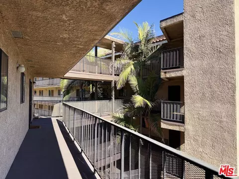 5036 Echo St #308, Los Angeles, CA 90042