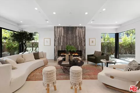 3848 Vantage Ave, Studio City, CA 91604