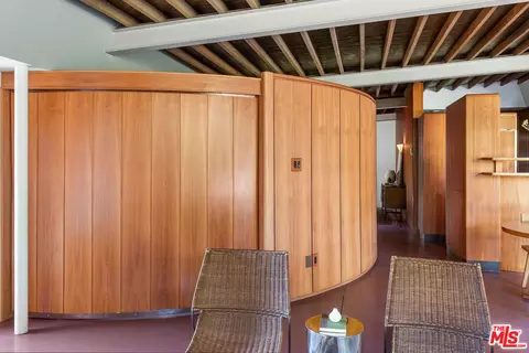 Entry Way - 780 Laguna Rd, Pasadena, CA 91105 photo 1 of 7