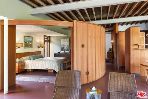 Bedroom - 780 Laguna Rd, Pasadena, CA 91105 photo 1 of 5