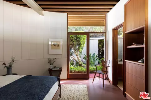 Bedroom - 780 Laguna Rd, Pasadena, CA 91105 photo 5 of 5
