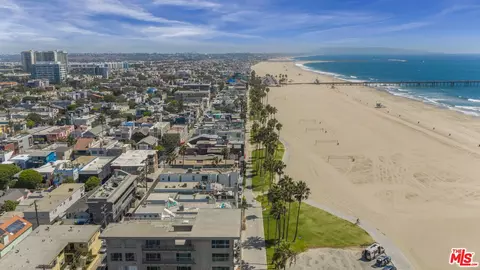 Other - 2311 Ocean Front Walk, Venice, CA 90291 photo 2 of 12
