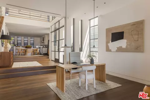 Other - 2311 Ocean Front Walk, Venice, CA 90291 photo 3 of 12