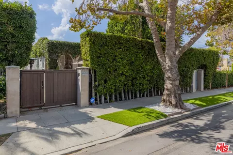 6680 Drexel Ave, Los Angeles, CA 90048