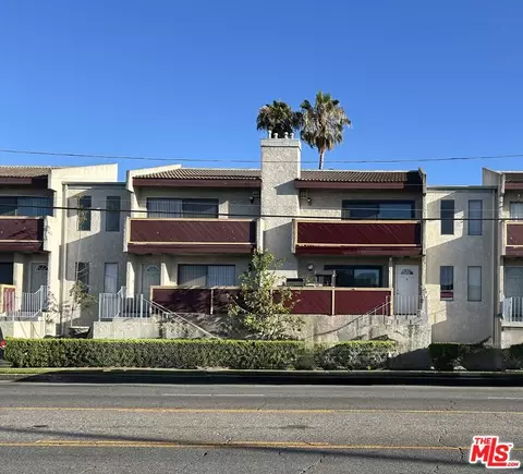 15554 Parthenia St #8, North Hills, CA 91343