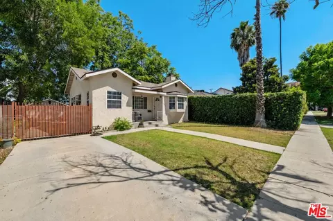 4612 Saloma Ave, Sherman Oaks, CA 91403