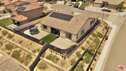 View/Area - 39186 Pinto Ct, Palmdale, CA 93551 photo 2 of 6