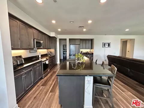 Kitchen - 39186 Pinto Ct, Palmdale, CA 93551 photo 1 of 10