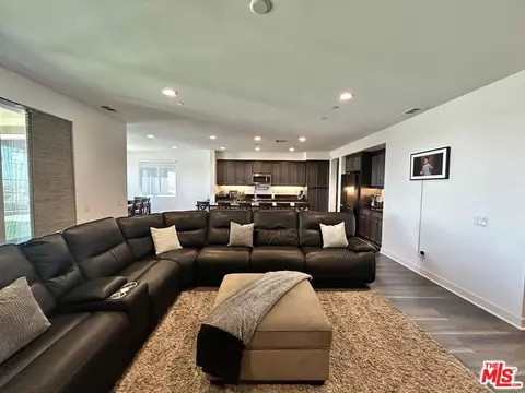 Living - 39186 Pinto Ct, Palmdale, CA 93551 photo 2 of 3