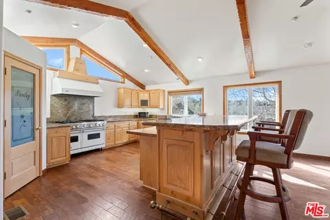 Kitchen - 595 Elder Dr, Cedar Glen, CA 92321 photo 4 of 5