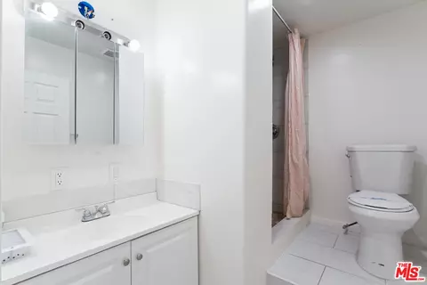 Bath - 595 Elder Dr, Cedar Glen, CA 92321 photo 7 of 7