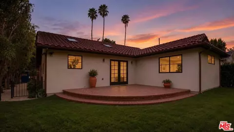 14655 Morrison St, Los Angeles, CA 91403
