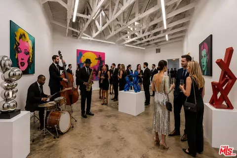 1111 N Crescent Heights Blvd, West Hollywood, CA 90046