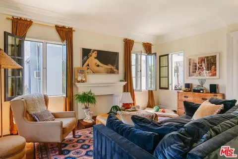 6366 Orange St, Los Angeles, CA 90048